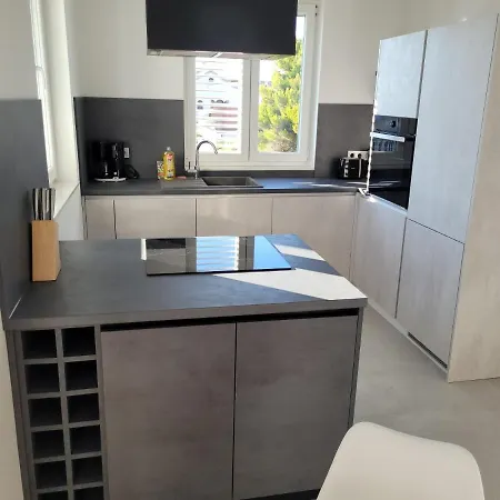 Haus Dalmatia With Heated Pool Bibinje