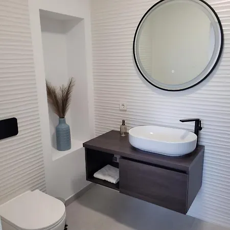 Haus Dalmatia With Heated Pool Apartamento Bibinje