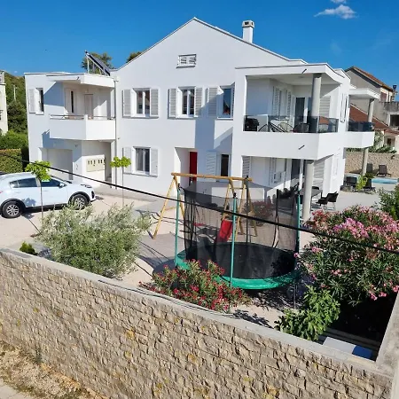 Haus Dalmatia With Heated Pool Apartment Bibinje