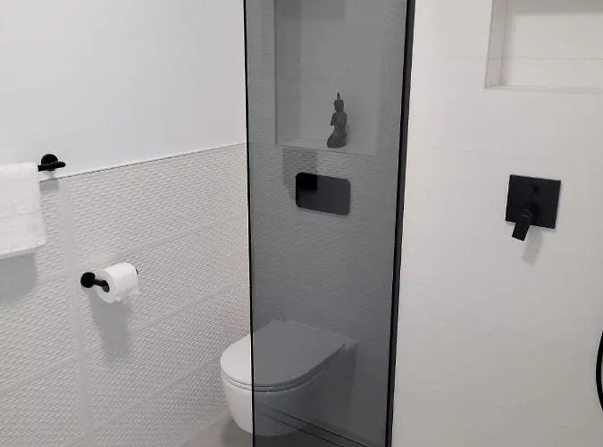 Haus Dalmatia With Heated Pool *