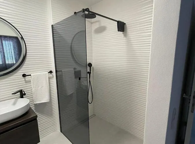 Apartmán Haus Dalmatia With Heated Pool