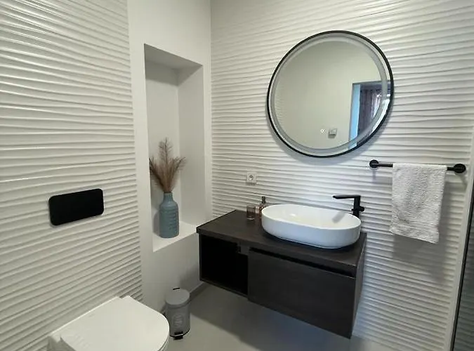 Haus Dalmatia With Heated Pool *