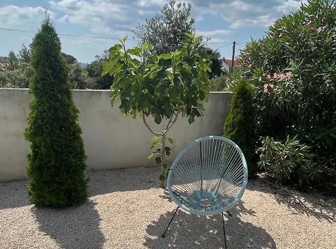 Haus Dalmatia With Heated Pool