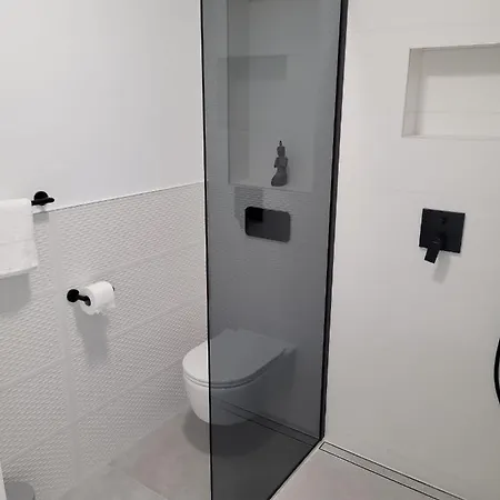 Haus Dalmatia With Heated Pool *