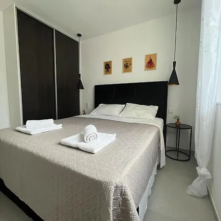 Haus Dalmatia With Heated Pool Daire