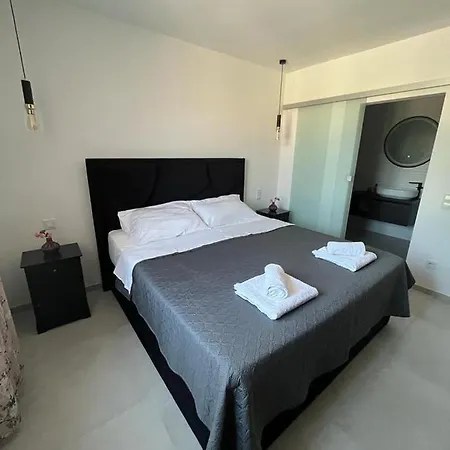 Appartement Haus Dalmatia With Heated Pool