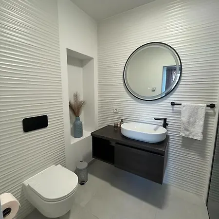 Haus Dalmatia With Heated Pool *