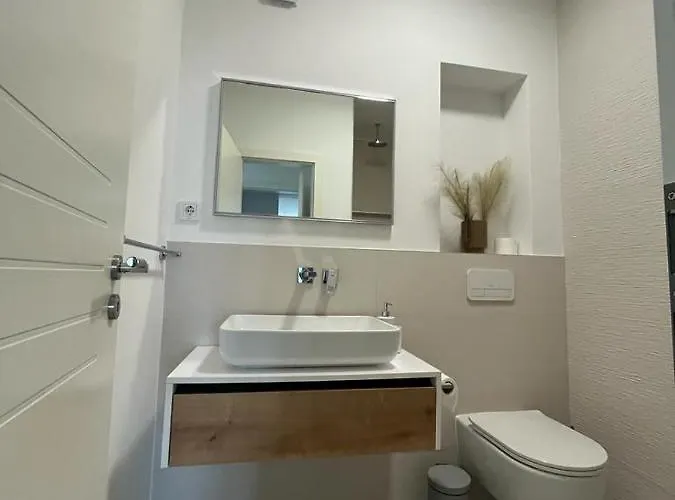 Haus Dalmatia With Heated Pool Bibinje