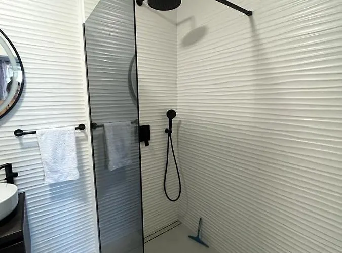 Haus Dalmatia With Heated Pool Bibinje