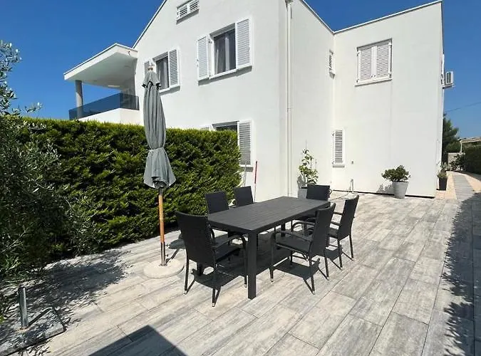 Haus Dalmatia With Heated Pool * Bibinje