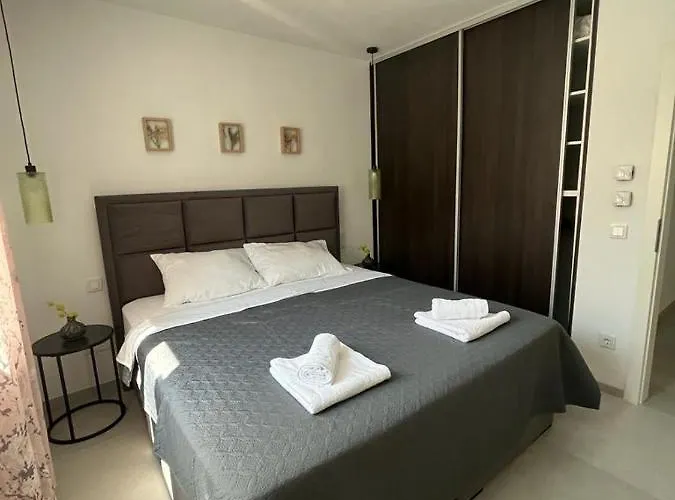 Апартаменты Haus Dalmatia With Heated Pool Бибинье